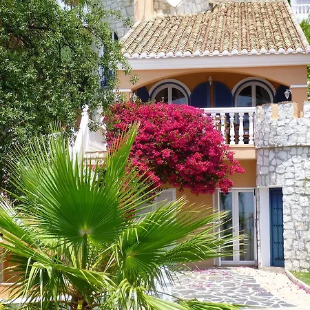 Casa Alexandra * לה קאלה דה מיחאס